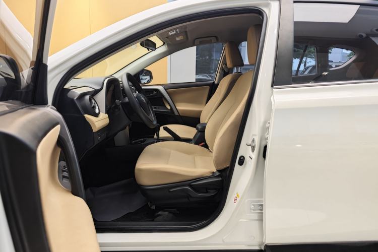 Used Toyota RAV4 2016 2.0L CVT Two-Wheel Drive Urban Edition China V Standard Left Front Seat