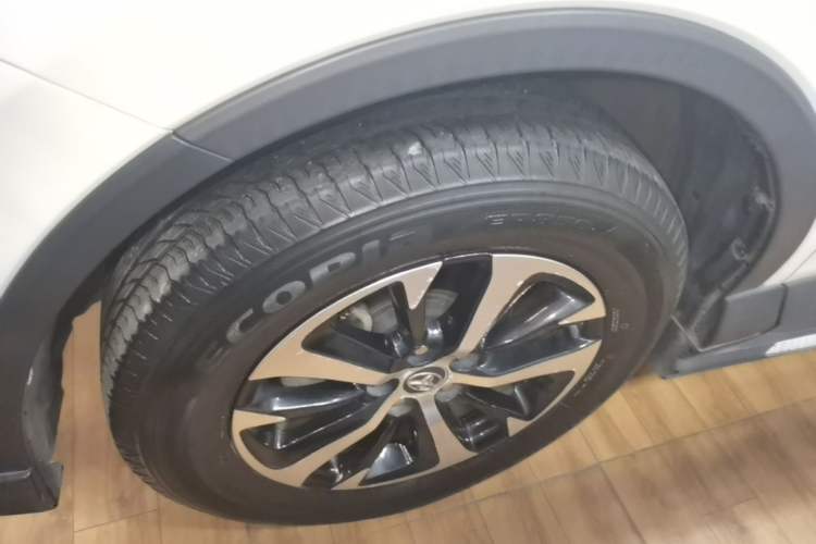 Used Toyota RAV4 2016 2.0L CVT Two-Wheel Drive Urban Edition China V Standard Left Front Wheel Hub