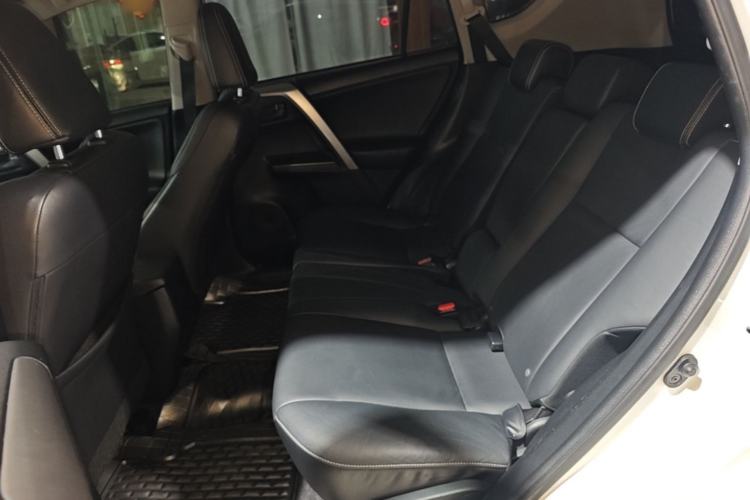 Used Toyota RAV4 2016 2.5L Automatic 4x4 Elite Edition Left Rear Seat