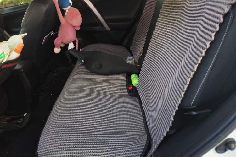 Used Toyota RAV4 2016 2.5L Automatic 4x4 Elite Edition Left Rear Seat