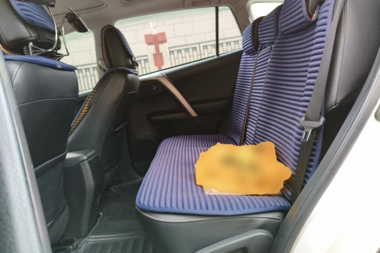 Used Toyota RAV4 2016 2.5L Automatic 4x4 Elite Edition Left Rear Seat