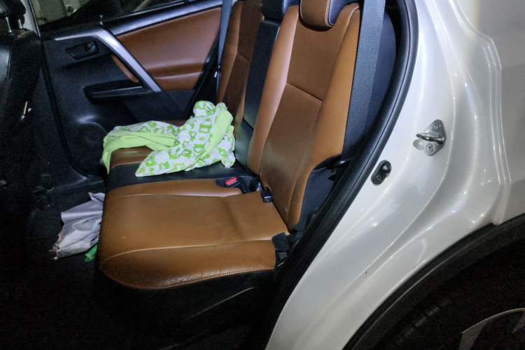 Used Toyota RAV4 2016 2.5L Automatic 4x4 Elite Edition Left Rear Seat