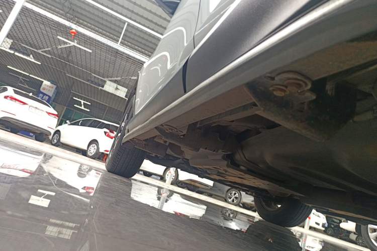 Used Toyota RAV4 2016 2.0L CVT Two-Wheel Drive Fashion Edition China V Standard Left Side Sill