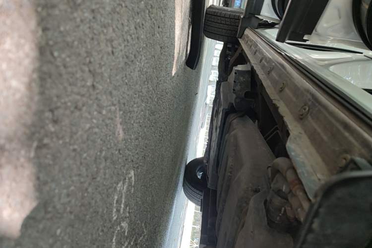 Used Toyota RAV4 2016 2.0L CVT Two-Wheel Drive Urban Edition China V Standard Left Side Sill