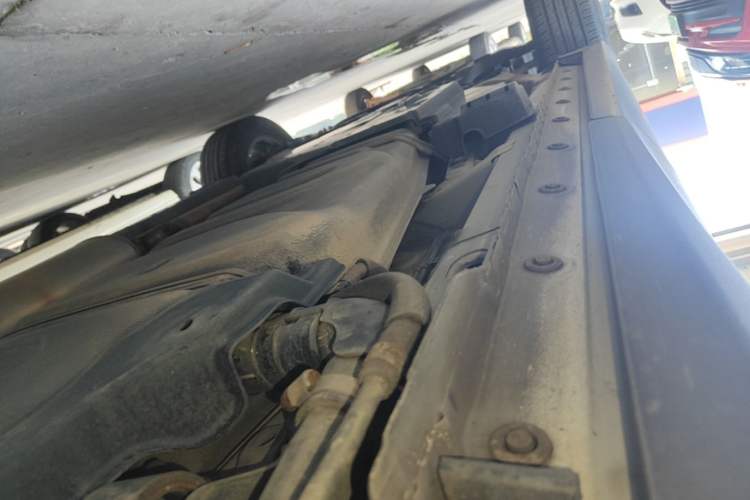 Used Toyota RAV4 2016 2.0L CVT Two-Wheel Drive Fashion Edition China V Standard Left Side Sill