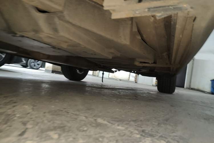 Used Toyota RAV4 2016 2.0L CVT Two-Wheel Drive Fashion Edition China V Standard Left Side Sill