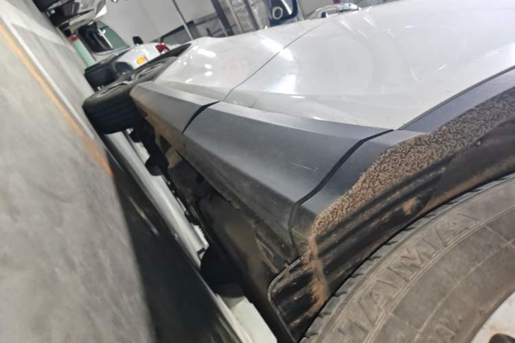 Used Toyota RAV4 2016 2.0L CVT Two-Wheel Drive Fashion Edition China V Standard Left Side Sill