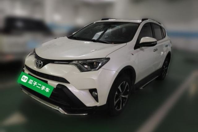 Used Toyota RAV4 2016 2.0L CVT Two-Wheel Drive Fashion Edition China V Standard