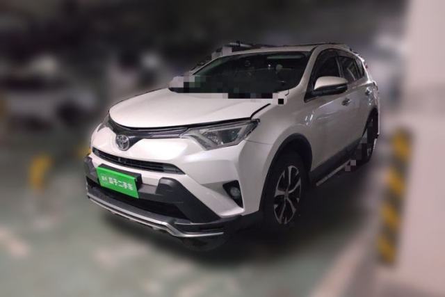 Used Toyota RAV4 2016 2.0L CVT Two-Wheel Drive Fashion Edition China V Standard