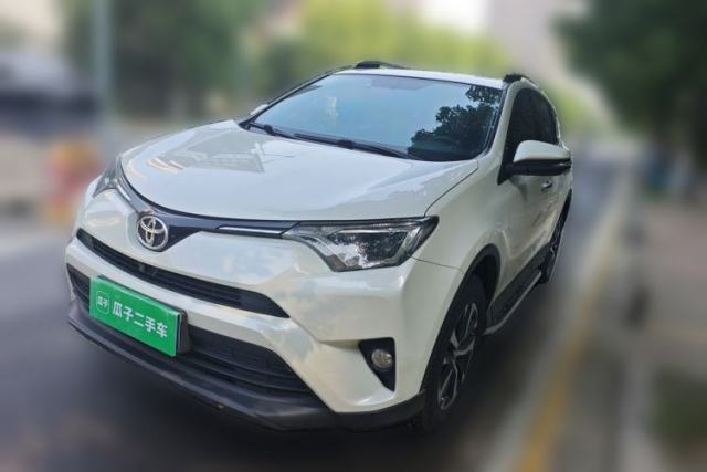 Used Toyota RAV4 2016 2.0L CVT Two-Wheel Drive Fashion Edition China V Standard