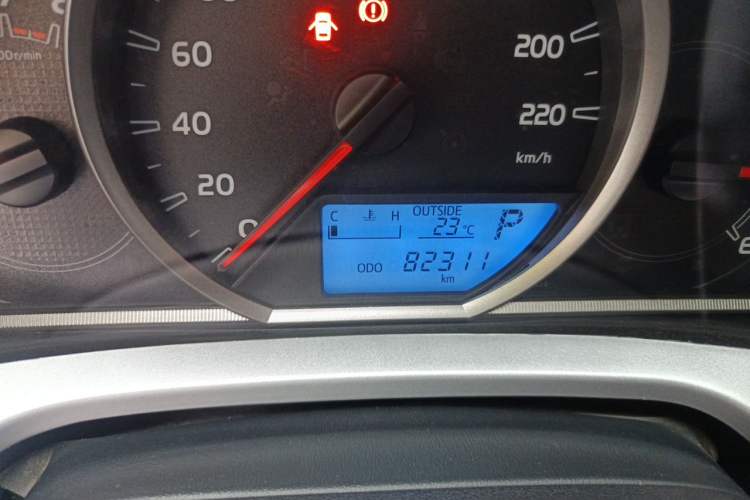 Used Toyota RAV4 2016 2.0L CVT Two-Wheel Drive Fashion Edition China V Standard Odometer Close Up