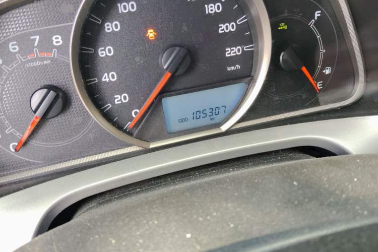 Used Toyota RAV4 2016 2.0L CVT Two-Wheel Drive Fashion Edition China V Standard Odometer Close Up