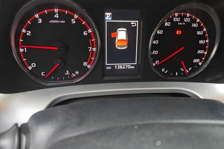 Used Toyota RAV4 2016 2.0L CVT Two-Wheel Drive Smart Edition China V Standard Odometer Close Up