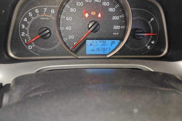 Used Toyota RAV4 2016 2.0L CVT Two-Wheel Drive Urban Edition China V Standard Odometer Close Up