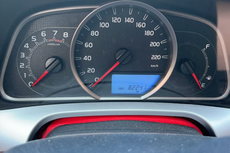 Used Toyota RAV4 2016 2.0L CVT Two-Wheel Drive Fashion Edition China V Standard Odometer Close Up