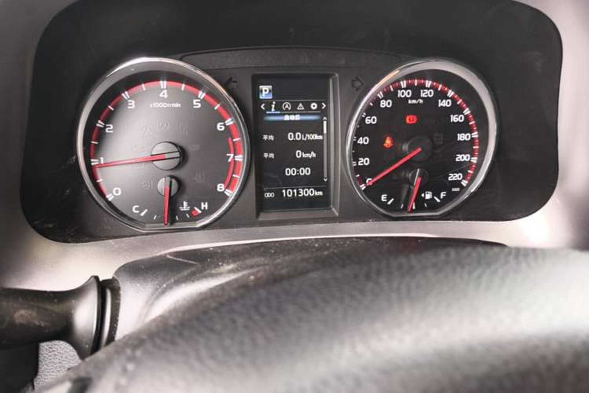 Used Toyota RAV4 2016 2.0L CVT Two-Wheel Drive Smart Edition China V Standard Odometer Close Up