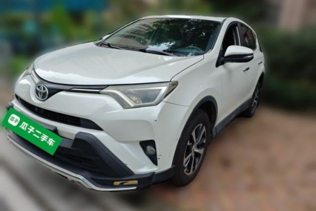 Used Toyota RAV4 2016 2.0L CVT Two-Wheel Drive Fashion Edition China V Standard