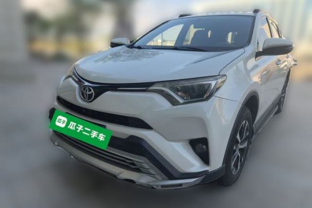 Used Toyota RAV4 2016 2.0L CVT Two-Wheel Drive Fashion Edition China V Standard