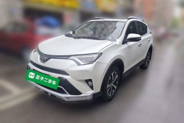 Used Toyota RAV4 2016 2.0L CVT Two-Wheel Drive Fashion Edition China V Standard
