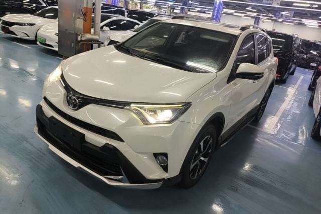Used Toyota RAV4 2016 2.0L CVT Two-Wheel Drive Smart Edition China V Standard