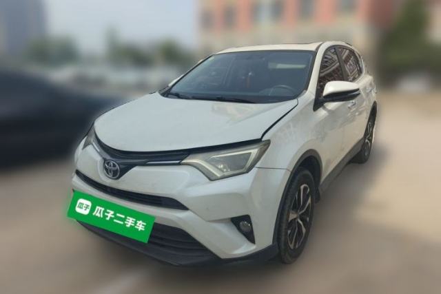 Used Toyota RAV4 2016 2.0L CVT Two-Wheel Drive Fashion Edition China V Standard