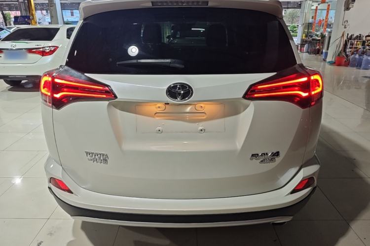 Used Toyota RAV4 2016 2.5L Automatic 4x4 Elite Edition Rear
