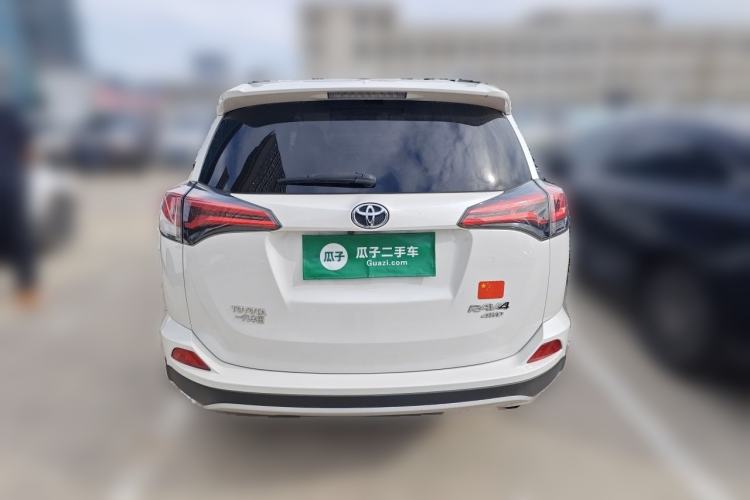 Used Toyota RAV4 2016 2.0L CVT 4x4 New Edition China V Standard Rear