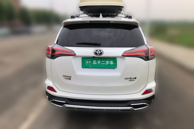 Used Toyota RAV4 2016 2.0L CVT 4x4 New Edition China V Standard Rear