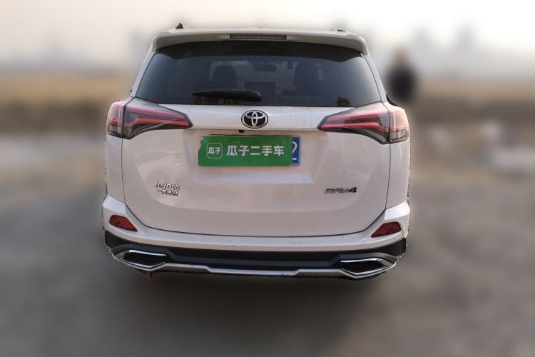 Used Toyota RAV4 2016 2.0L CVT Two-Wheel Drive Smart Edition China V Standard Rear