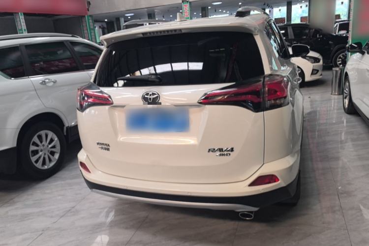 Used Toyota RAV4 2016 2.5L Automatic 4x4 Elite Edition Rear