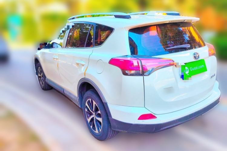 Used Toyota RAV4 2016 2.0L CVT Two-Wheel Drive Urban Edition China V Standard Rear Left 45 Deg