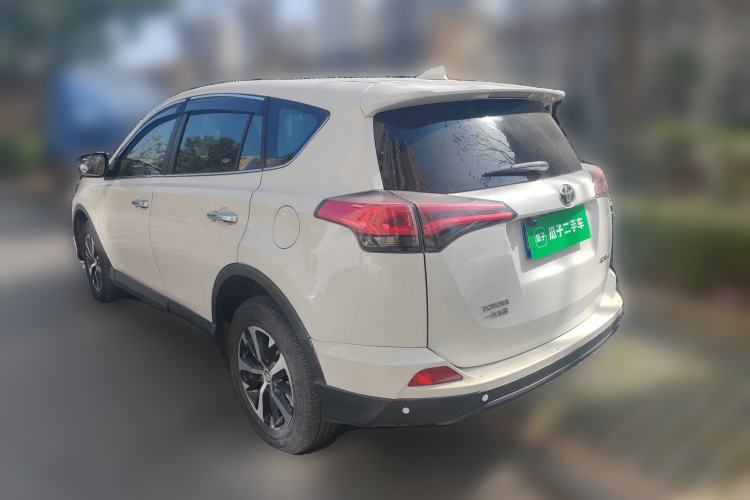 Used Toyota RAV4 2016 2.0L CVT Two-Wheel Drive Comfort Edition China V Standard Rear Left 45 Deg