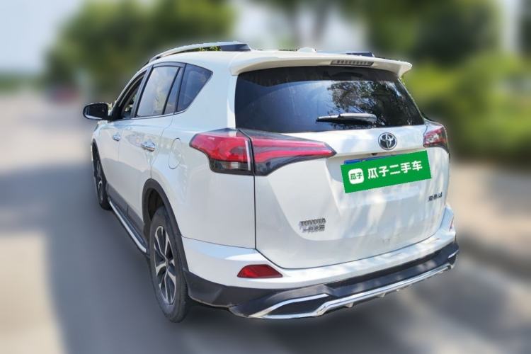 Used Toyota RAV4 2016 2.0L CVT Two-Wheel Drive Fashion Edition China V Standard Rear Left 45 Deg