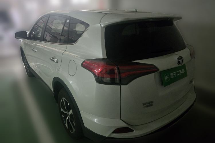Used Toyota RAV4 2016 2.0L CVT 4x4 New Edition China V Standard Rear Left 45 Deg