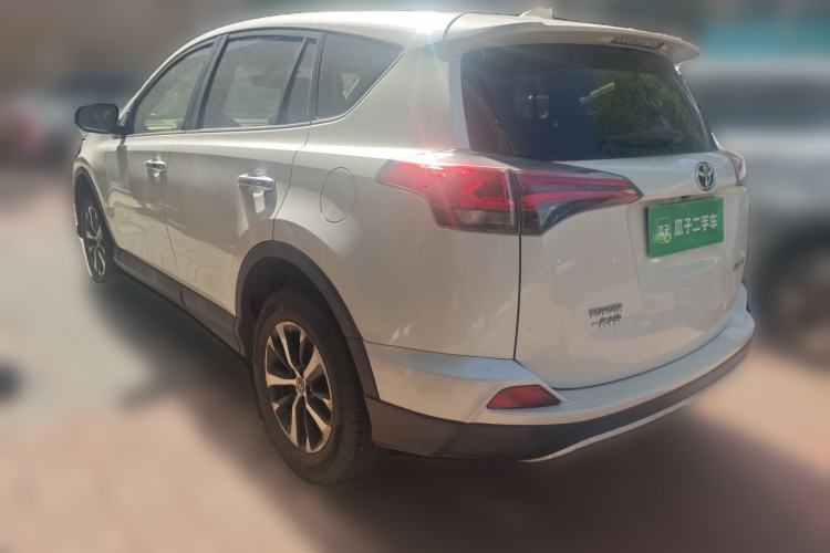 Used Toyota RAV4 2016 2.0L CVT Two-Wheel Drive Smart Edition China V Standard Rear Left 45 Deg