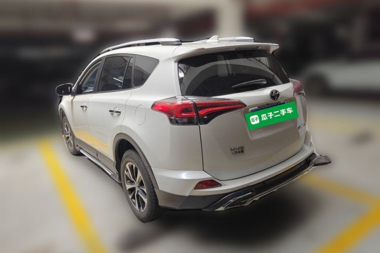 Used Toyota RAV4 2016 2.0L CVT Two-Wheel Drive Fashion Edition China V Standard Rear Left 45 Deg