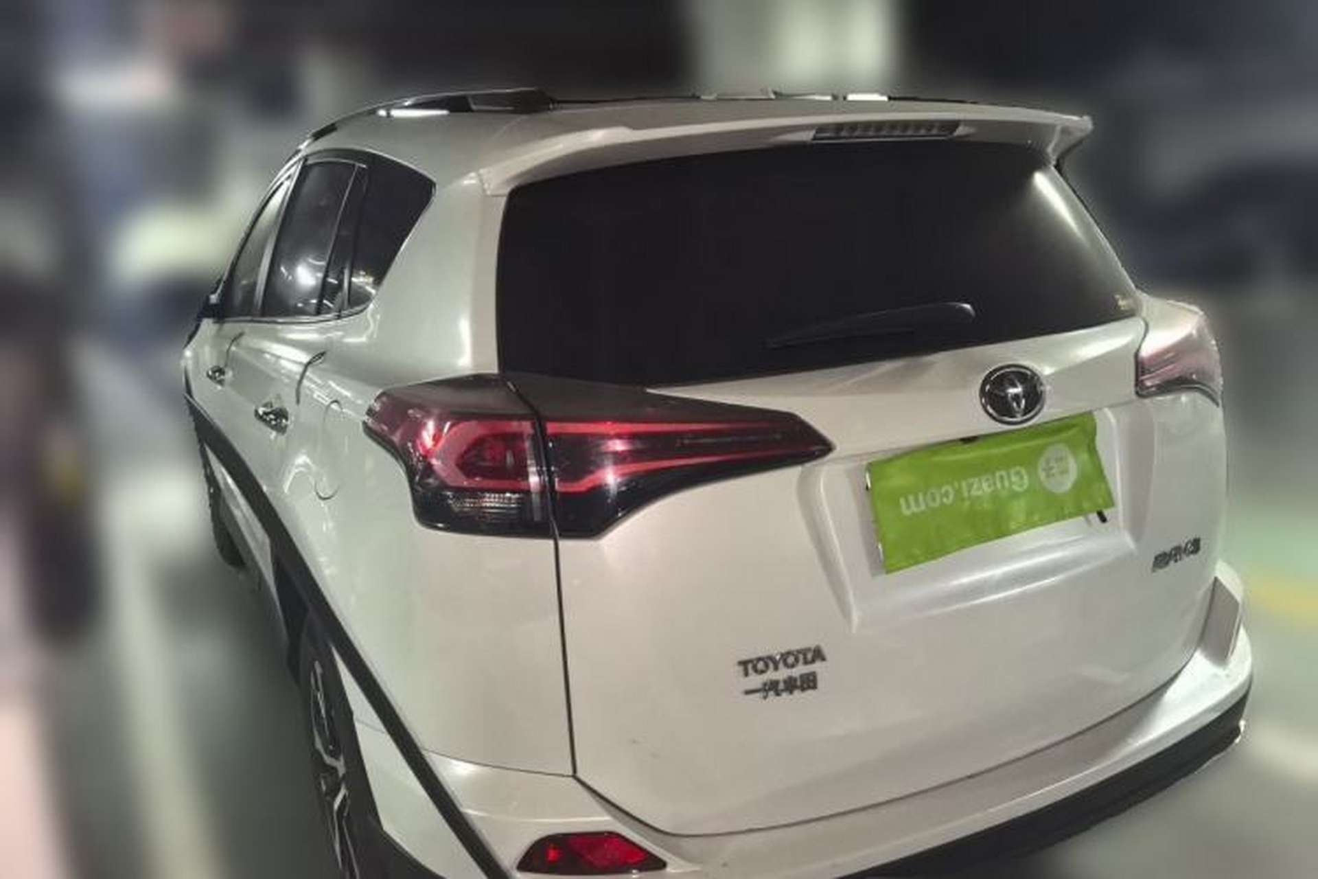 Used Toyota RAV4 2016 2.0L CVT Two-Wheel Drive Fashion Edition China V Standard Rear Left 45 Deg