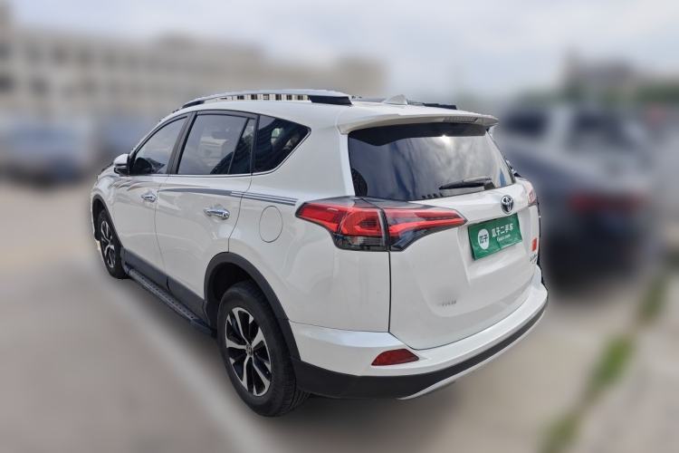 Used Toyota RAV4 2016 2.0L CVT 4x4 New Edition China V Standard Rear Left 45 Deg