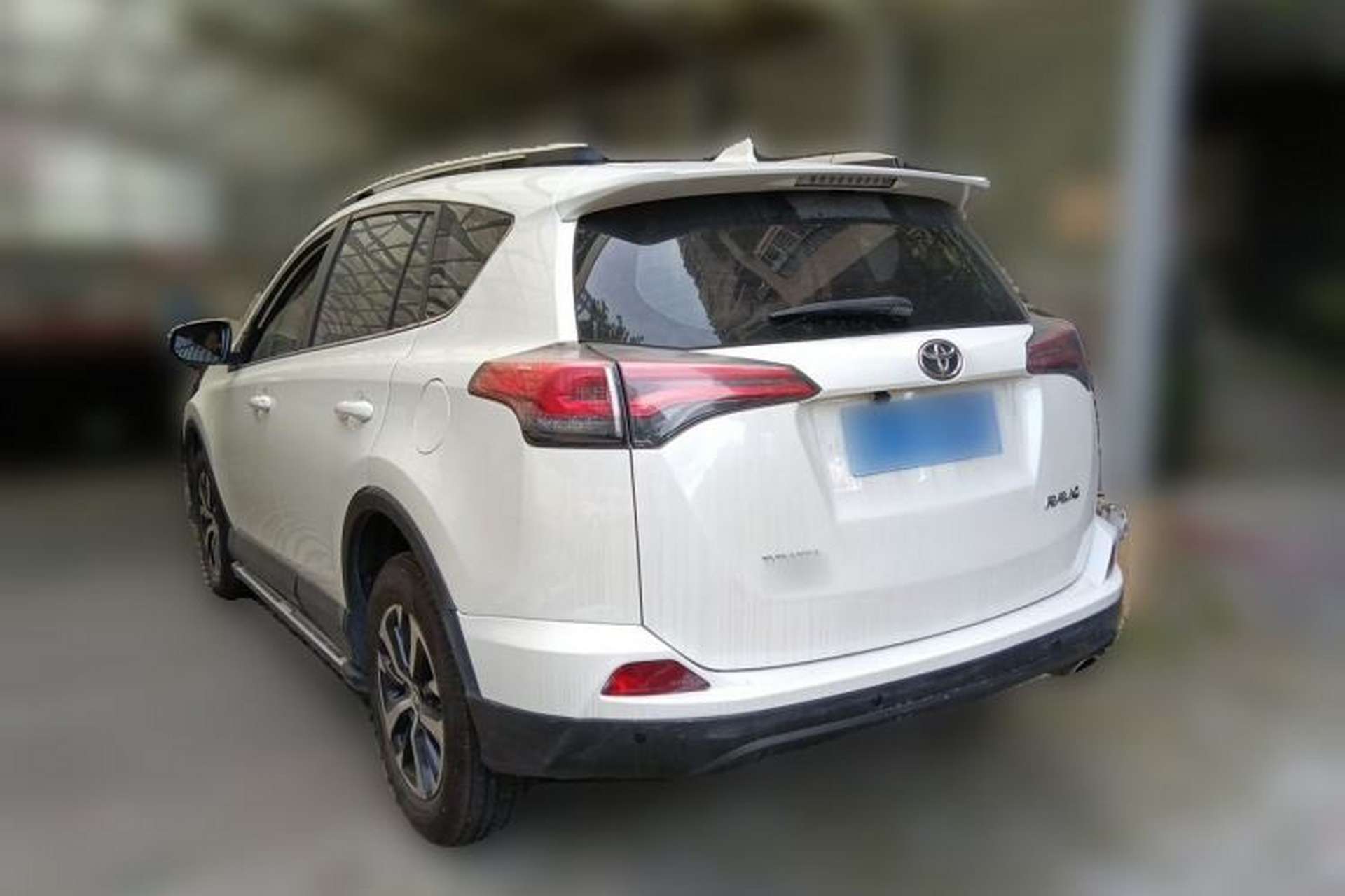 Used Toyota RAV4 2016 2.0L CVT Two-Wheel Drive Urban Edition China V Standard Rear Left 45 Deg