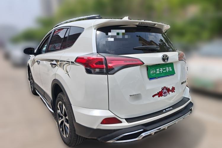 Used Toyota RAV4 2016 2.0L CVT Two-Wheel Drive Fashion Edition China V Standard Rear Left 45 Deg