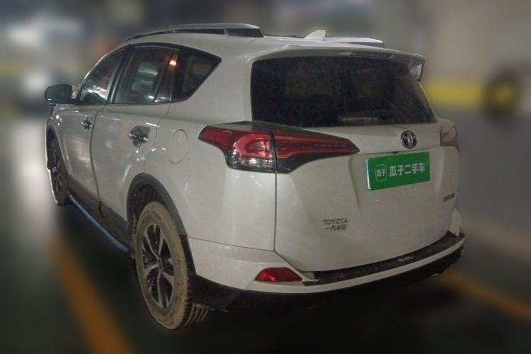 Used Toyota RAV4 2016 2.0L CVT Two-Wheel Drive Fashion Edition China V Standard Rear Left 45 Deg