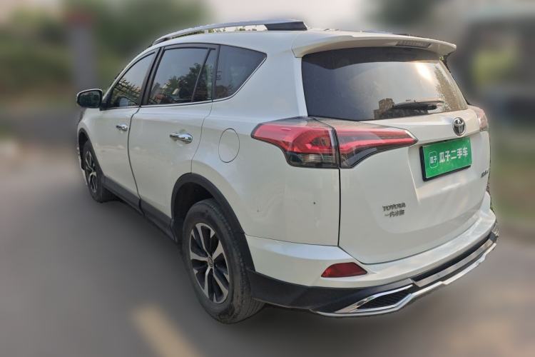 Used Toyota RAV4 2016 2.0L CVT Two-Wheel Drive Fashion Edition China V Standard Rear Left 45 Deg