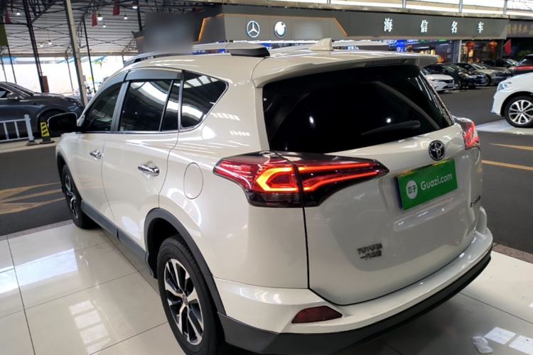Used Toyota RAV4 2016 2.0L CVT Two-Wheel Drive Fashion Edition China V Standard Rear Left 45 Deg
