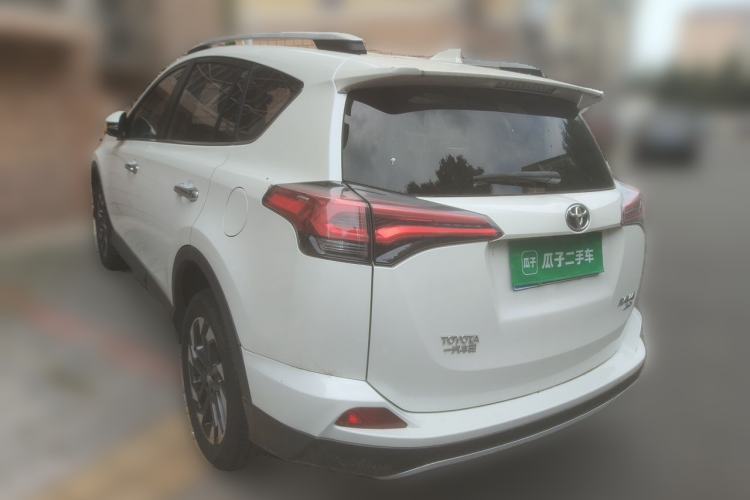Used Toyota RAV4 2016 2.5L Automatic 4x4 Elite Edition Rear Left 45 Deg