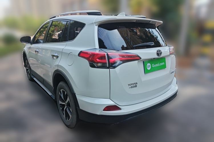 Used Toyota RAV4 2016 2.0L CVT Two-Wheel Drive Fashion Edition China V Standard Rear Left 45 Deg