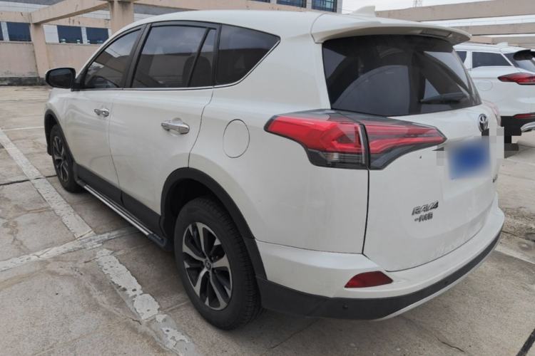 Used Toyota RAV4 2016 2.0L CVT Two-Wheel Drive Smart Edition China V Standard Rear Left 45 Deg