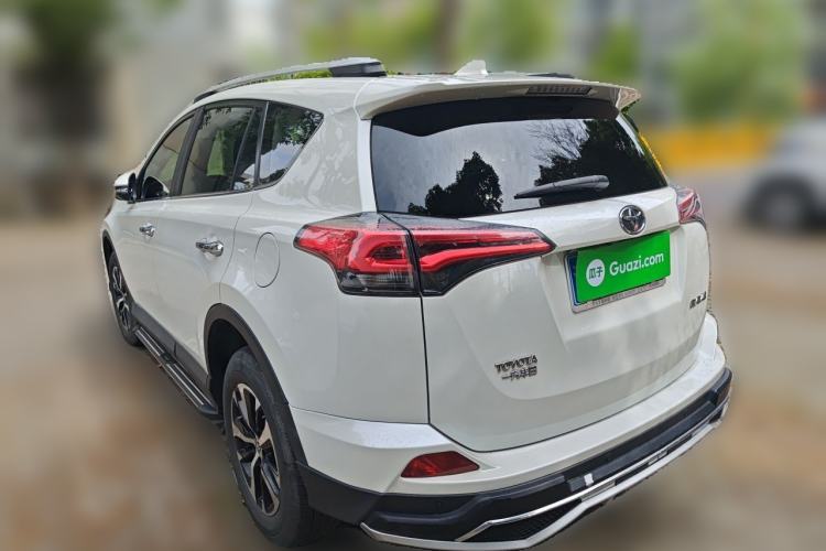 Used Toyota RAV4 2016 2.0L CVT Two-Wheel Drive Comfort Edition China V Standard Rear Left 45 Deg