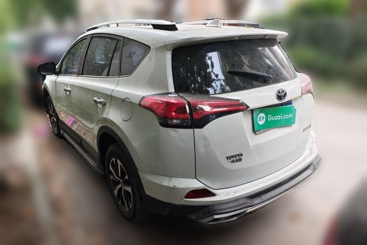 Used Toyota RAV4 2016 2.0L CVT Two-Wheel Drive Smart Edition China V Standard Rear Left 45 Deg