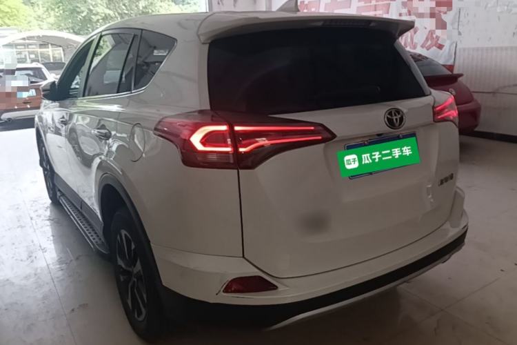 Used Toyota RAV4 2016 2.0L CVT Two-Wheel Drive Smart Edition China V Standard Rear Left 45 Deg