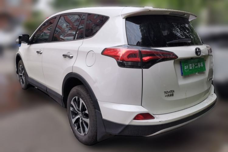 Used Toyota RAV4 2016 2.0L CVT Two-Wheel Drive Smart Edition China V Standard Rear Left 45 Deg